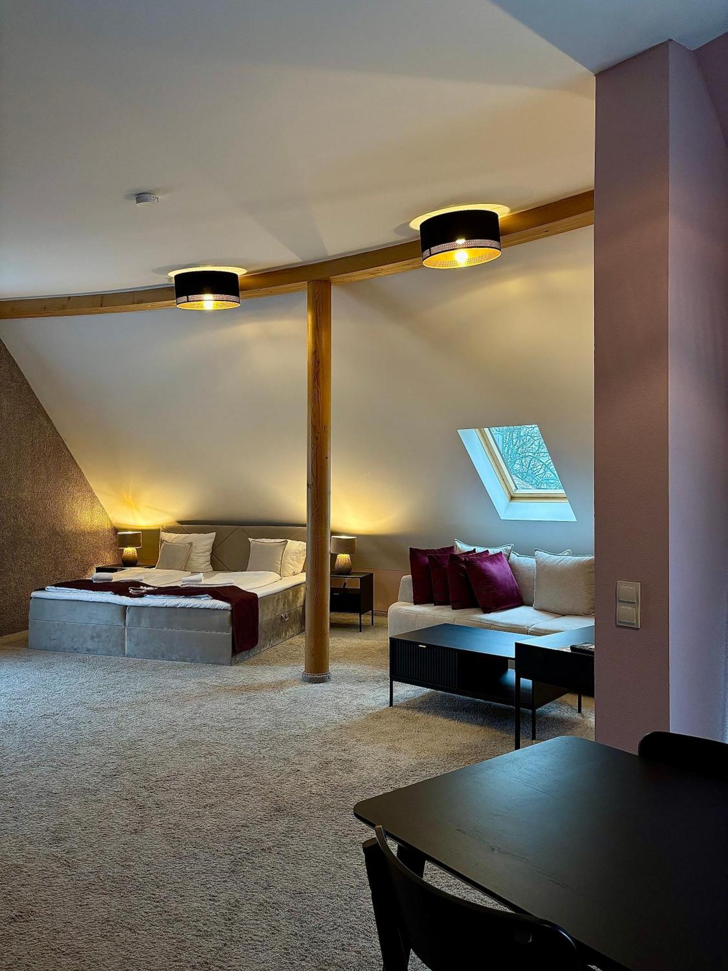 Empress Boutique Hotel Munich Exterior photo